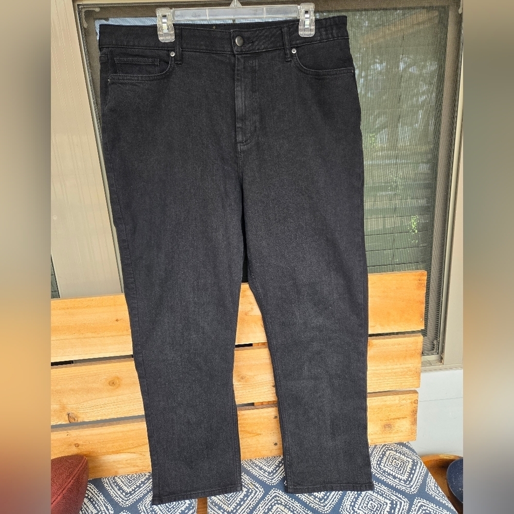 Elizabeth And James High Rise Vintage Straight Sz 18/34